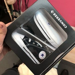 Meet your Posher, Laurina